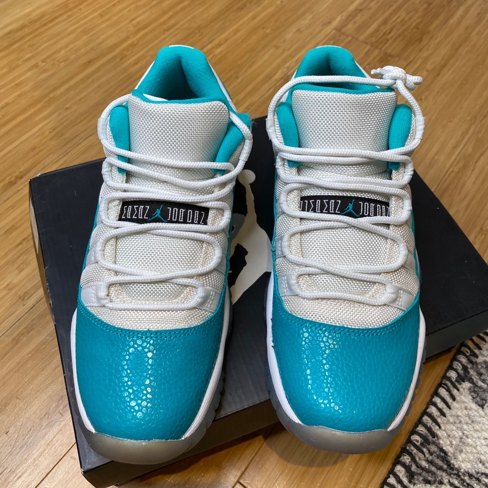 Air Jordan Retro 11